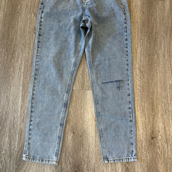 Th Creasa Blue Denim High Waisted Distressed Straight Leg Mom Jeans - Picture 3 of 9